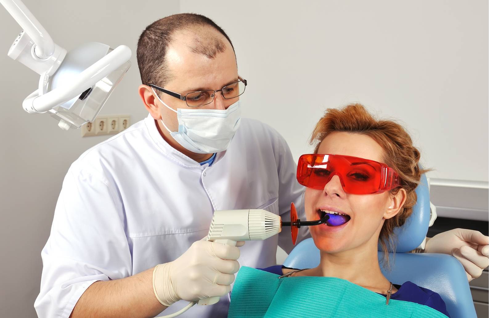 Dental tooth filling treatment in Turkey